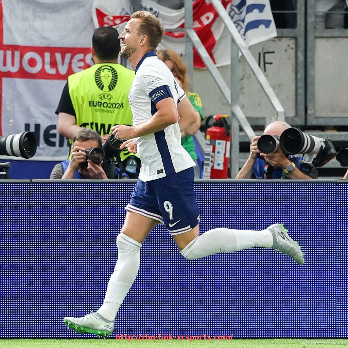 杏彩体育-2020赛季休斯顿火箭队球员阵容与高清图片资料